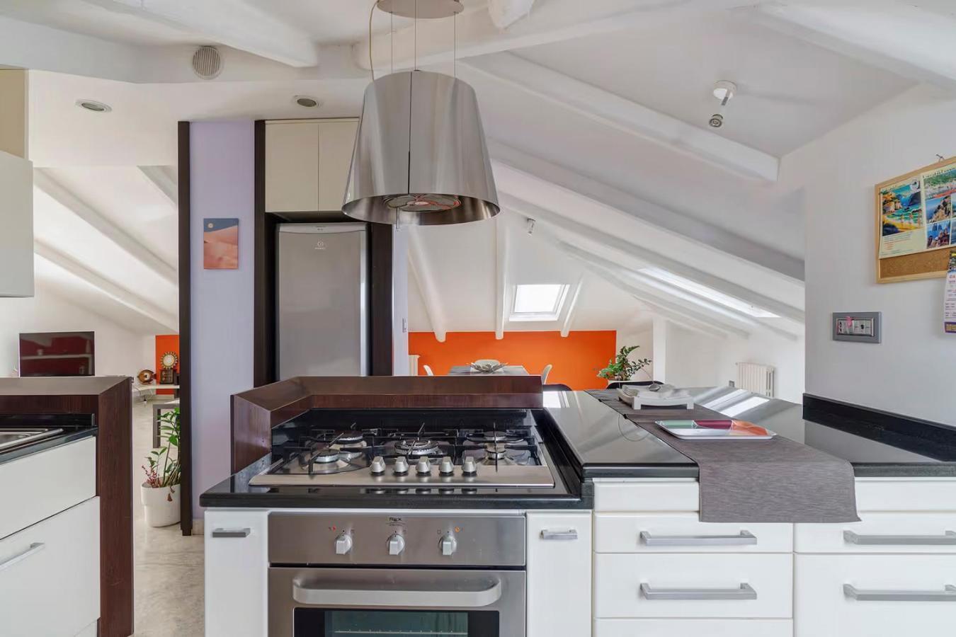 B&B Sissysweethome Salerno Bagian luar foto